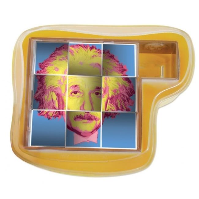 Mirrorkal Einstein